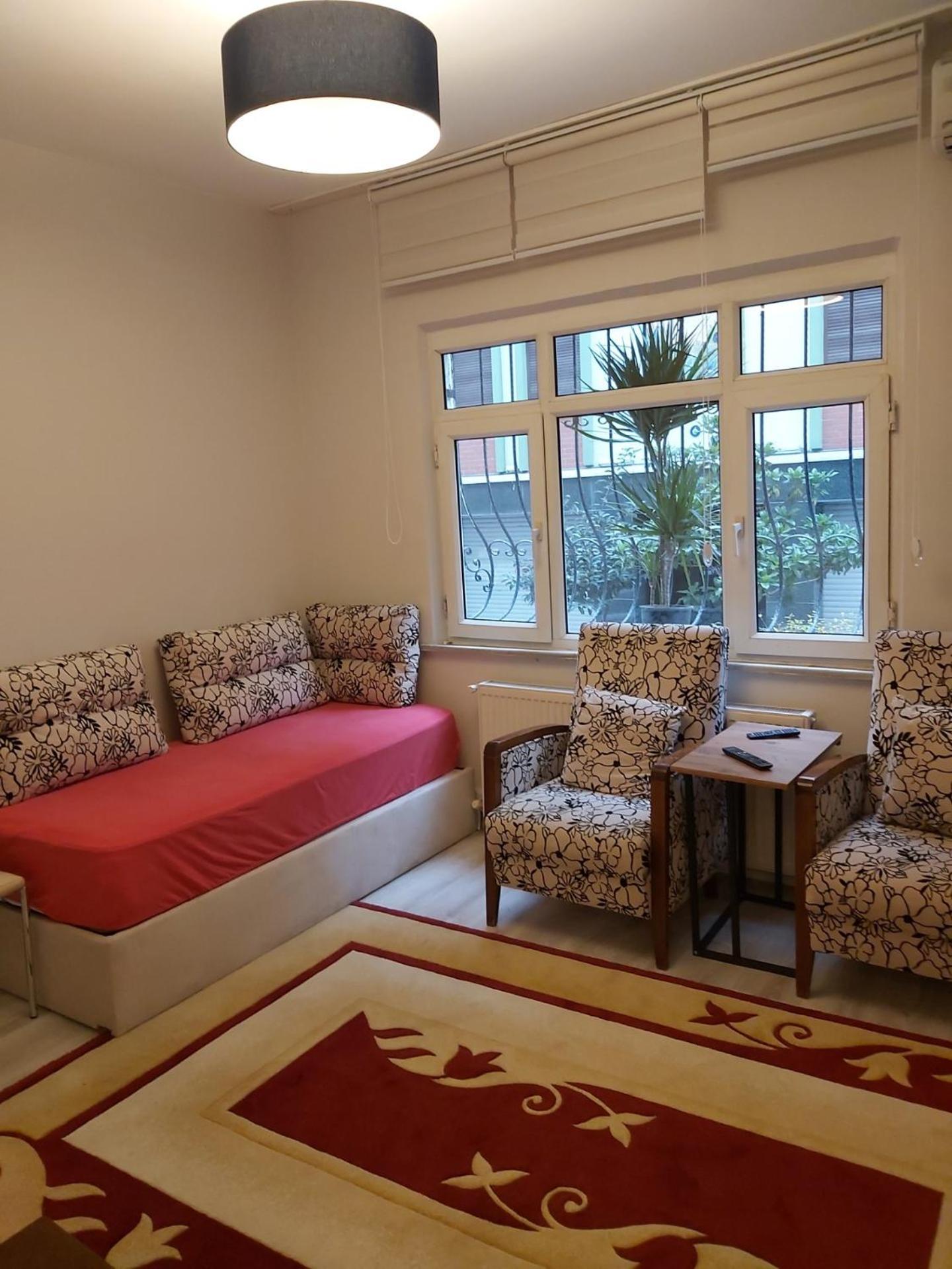 In The Center Of Taksim And Galataport 2 Bedrooms And 1 Living In Apartament Istanbul
